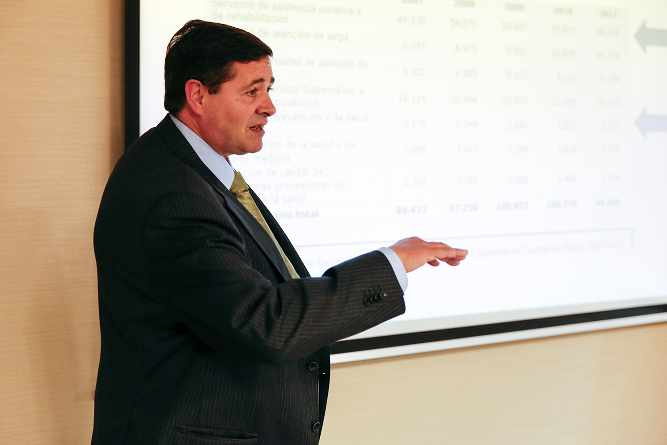 Joaquín Estévez: “El plan de acción contra la hepatitis C llega un año tarde”